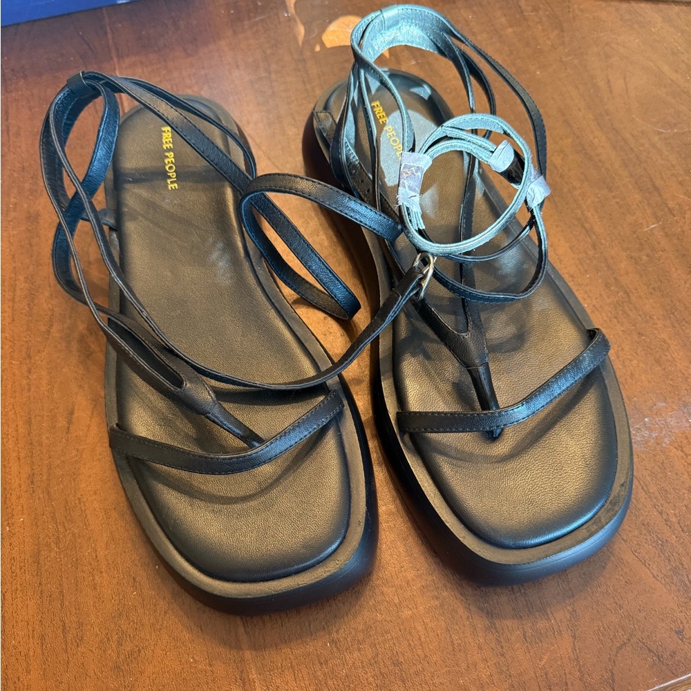 Free People Black Strappy Platform Sandals Never Worn